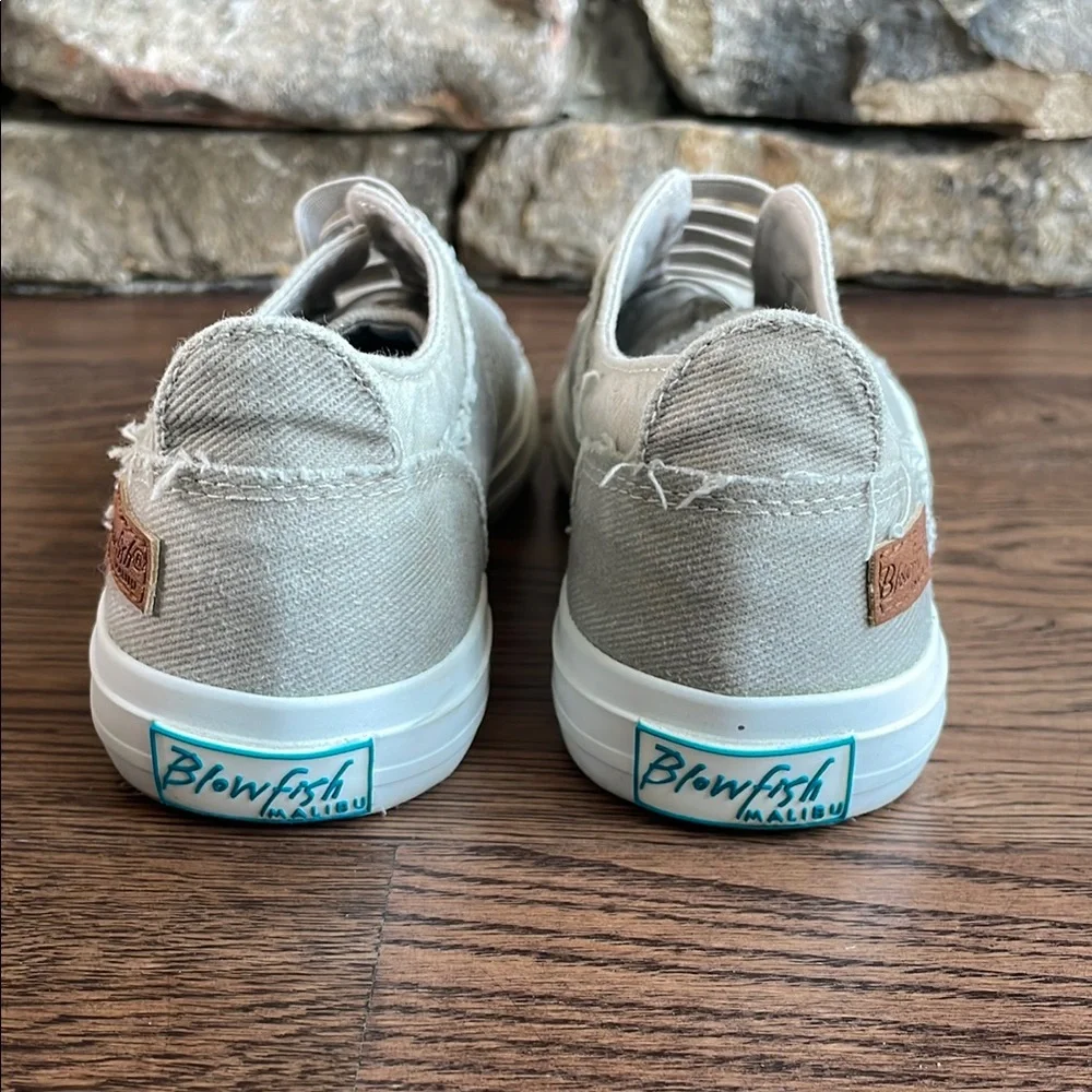 Blowfish Malibu Mars Taupe Sneakers - Picture 4 of 9